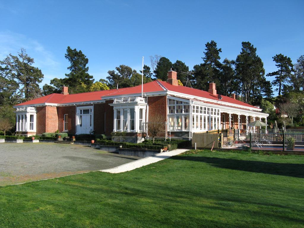 فندق Ugbrooke Country Estate Lower Dashwood المظهر الخارجي الصورة