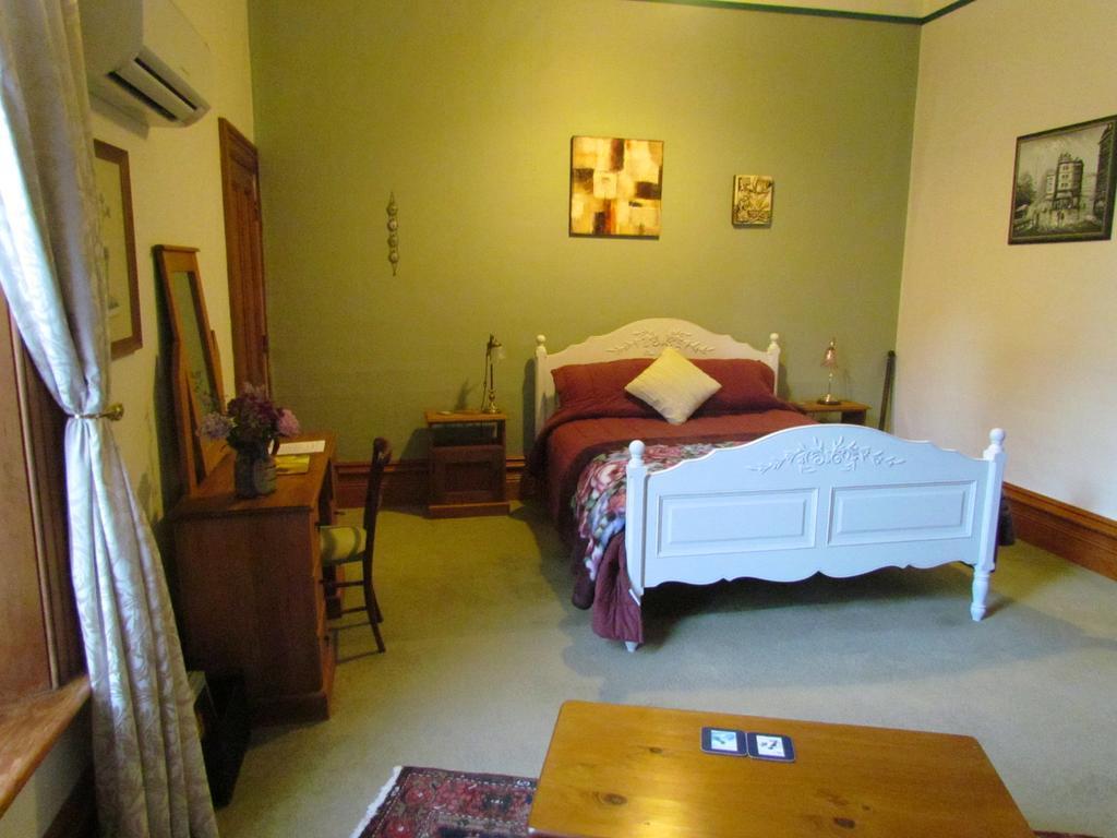 فندق Ugbrooke Country Estate Lower Dashwood المظهر الخارجي الصورة