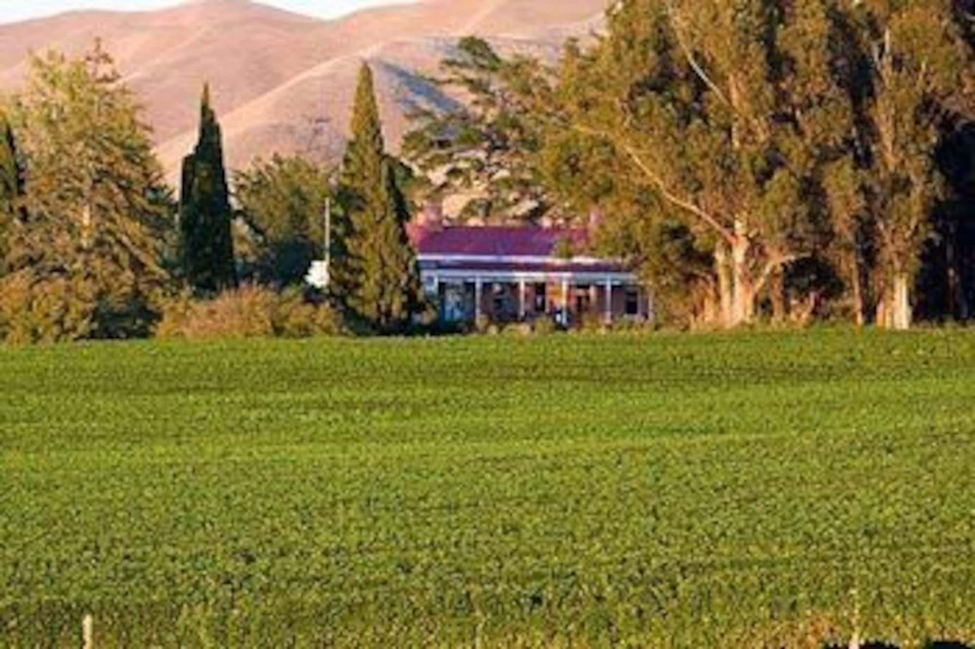 فندق Ugbrooke Country Estate Lower Dashwood المظهر الخارجي الصورة